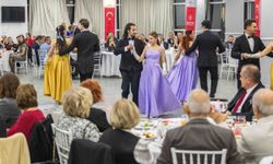 Bornova’da Cumhuriyet’in 103’üncü yılı resepsiyonla kutlandı