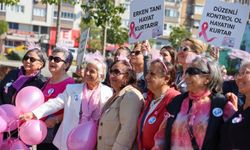 Buca’da Pembe Yürüyüş düzenlendi: Uzmanlardan erken teşhis çağrısı