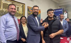 CHP Bayraklı'da yeni üyelerini ağırladı! “Biz varız, milyonlarız”