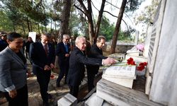 Efes Selçuk’ta Cumhuriyet’in önemli ismi için anma programı düzenlendi