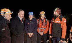Vali Erin açıkladı! Isparta'daki Yazılı Kanyon'da mahsur kalan 10 kişi kurtarıldı