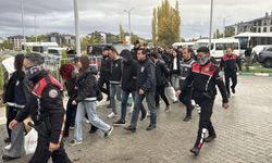 İzmir dahil 5 ilde yasa dışı bahis operasyonu: 62 kişi tutuklandı