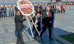İzmir’de 19 Ekim Muhtarlar Günü törenle kutlandı