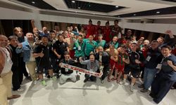 Karşıyaka’da hem galibiyet hem gerginlik! İki futbolcu sahada birbirine girdi
