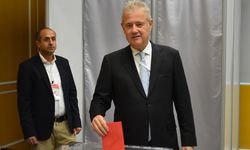 Özgener güven tazeledi! İZTO’da 2 koltuk el değiştirdi