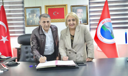 Menderes Belediyesi’nde 764 işçi için yeni dönem başladı! Toplu İş Sözleşmesi imzalandı