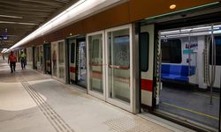 Metro Hattı'nda korkutan olay! Kablolar patladı, seferler aksadı