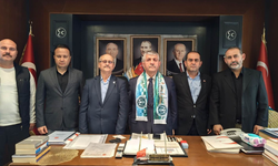 MHP İzmir’de Balkan buluşması! Üst düzey heyet Şahin’i ziyaret etti