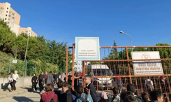 Ortaokula bıçaklı saldırı! Çok sayıda öğrenci yaralandı