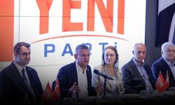 Özgür Özel İzmir'de toplantı sonrası konuştu! "İzmir'de her iki kişiden biri YENİ Partili"