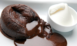 Mis gibi çikolata kokusu mutfağı saracak! Fransız usulü sufle nasıl yapılır?