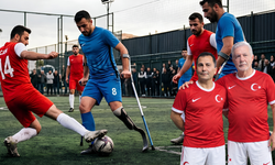 Sanayinin ustaları sahada dayanışmanın kupası ortada