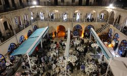Şanlıurfa’da UNESCO heyetine sıra gecesi! Tarihi Barutçu Hanı yeniden açıldı