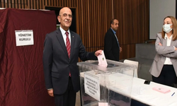 İzmir Ticaret Borsası’nda seçim sonuçlandı! Ömer Gökhan Tuncer başkan seçildi