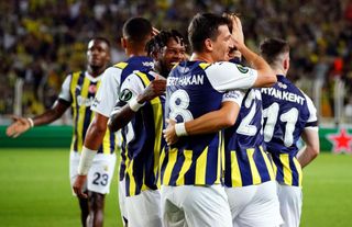Fenerbahçe, grup aşamasına 3 puanla başladı