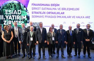 İzmir'deki yatırım zirvesinde finansmana erişim imkanları ele alındı