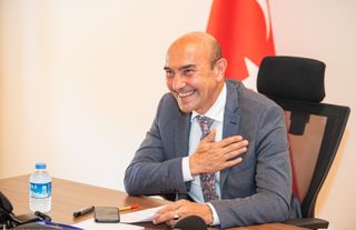 İzmir Büyükşehir Belediyesi rutini bozmadı! Fitch Ratings’den “AAA” onayı