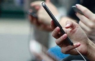Yurt dışından getirilen telefonun kayıt ücretine zam geldi