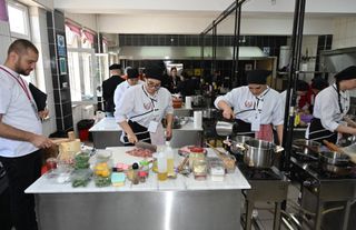 Gastronomi Festivali ve Yemek Yarışması’nın Ege Bölge Finali Denizli’de yapıldı