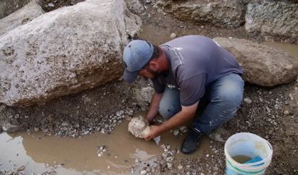 Aizanoi'de yeni heykel başları bulundu