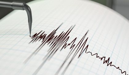 İzmir Karaburun'da korkutan deprem!