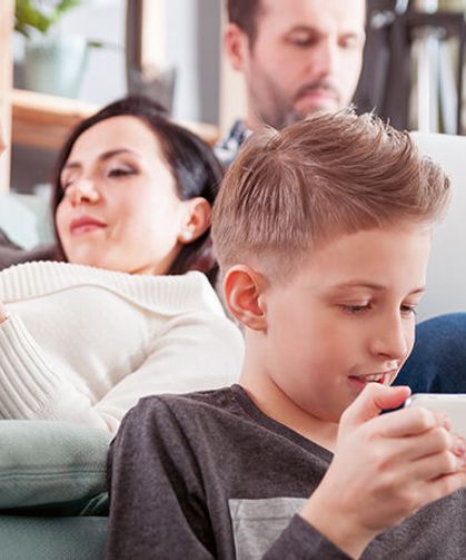 Ekran bağımlılığına karşı yeni çözüm: Akıllı telefonlara rakip olacak