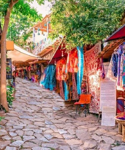 İzmir'den İZBAN’a binen soluğu burada alıyor! Tarih, kahve ve Ege mutfağı aynı köyde buluşuyor