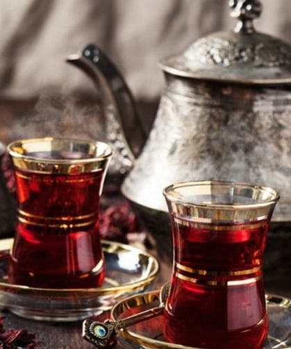 Boyalı çayı anlamanın en kolay yolu buymuş! Saniyeler içinde çay hilesini yakalayın