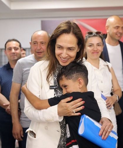 Başkan Ünsal'dan mahalle turu: Gençlere müjdeyi verdi!