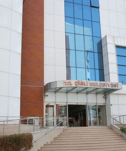 Çiğli’de Milli Maç heyecanı dev ekrana taşınıyor
