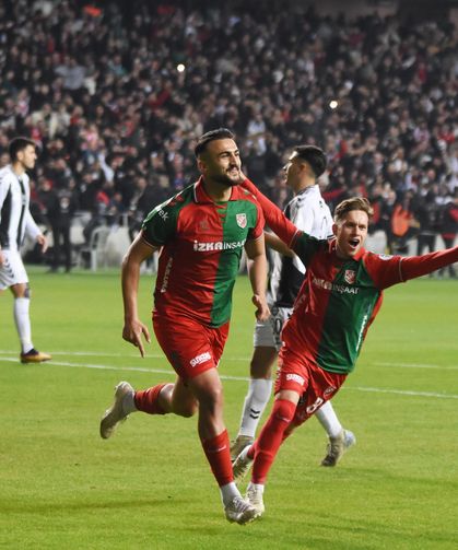 Karşıyaka’da iç transfer başladı! Golcü planı netleşiyor