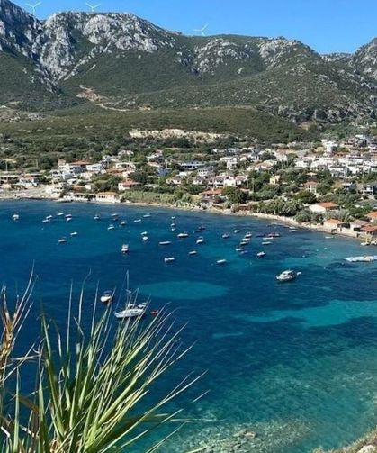 Ne Alaçatı ne Çeşme! Karaburun'da yer alan bu plaj görenleri büyülüyor: ESHOT’a atlayan soluğu burada alıyor