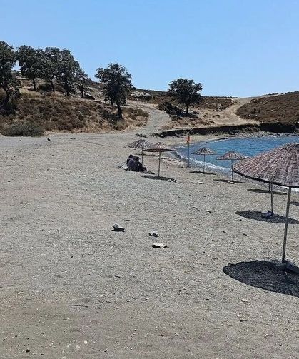 Çeşme'yi unutturan girişi üretsiz, denizi cam gibi,mavi bayraklı bir koy! Kalabalıktan kaçanların yeni adresi oldu