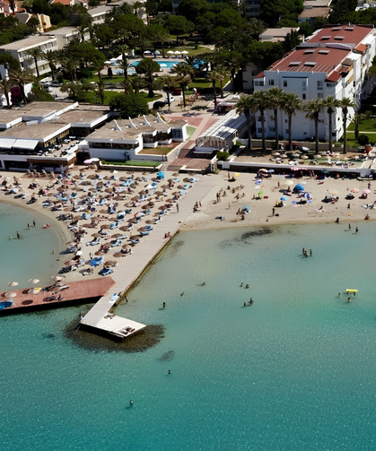 Çeşme'nin beyaz kumlu saklı güzelliği! Ilıca'yı andırıyor ama daha sakin