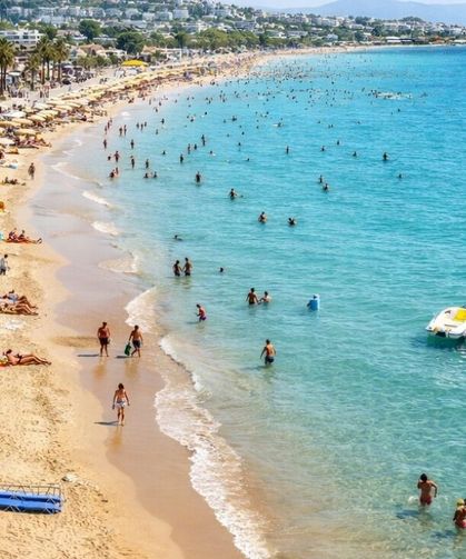 Didim'in ücretsiz halk plajı: Temiz denizi ve ince kumu ile Ege'nin vazgeçilmez rotası!