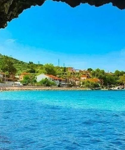 Çeşme'nin kalabalığından kaçanların yeni rotası Karaburun! Balık kokusu, deniz esintisi ve huzur bir arada!