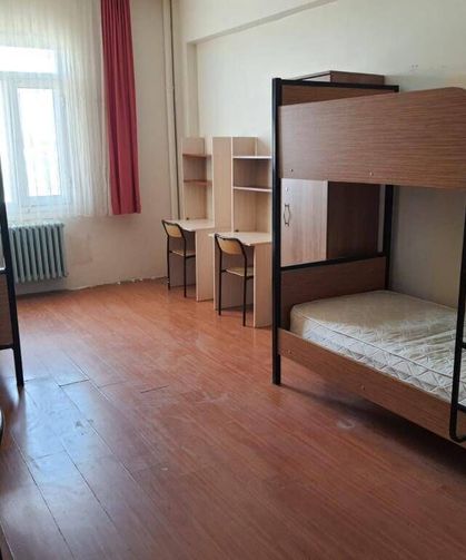 İzmir’deki yurdu olan liseler hangileri? Kız ve erkek yurdu olan liseler hangileri? İzmir’de puanlı puansız yurtları