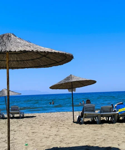 Sabah Efes akşam Ege! İzmir’de tarih ve denizi tek güne sığdıran rota: İncecik kumu kilometrelerce devam ediyor