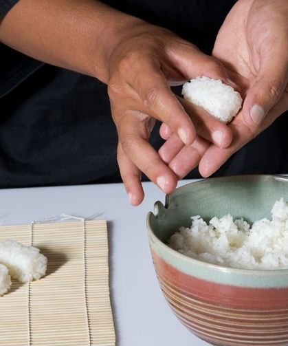 Sushi pirinci nedir, nasıl pişirilir? Evde sushi yapacaklar bunu mutlaka bilmeli: Lezzetinin sırrı burada gizliymiş
