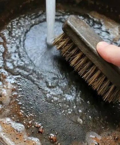 Döküm tavanız paslanmasın, uzun ömürlü olsun! Böyle temizleyin, yıllarca kullanın