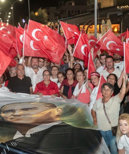 Güzelbahçe’nin kurtuluş coşkusu sokaklara taşınacak: Program belli oldu