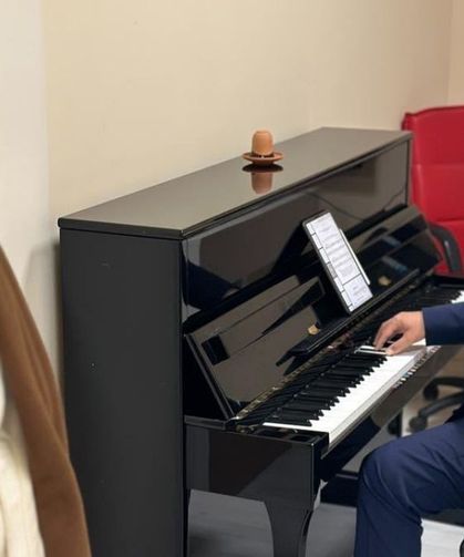 İzmir’de gençlere ücretsiz sanat eğitimi desteği: 17 öğrenciden 11’i üniversiteye yerleşti
