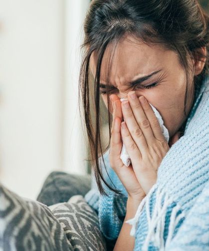 Grip ile soğuk algınlığını karıştırmayın! Uzmanı uyardı: Belirtiler arasındaki farka dikkat