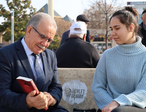 Şairler, Atatürk ve cumhuriyeti anlattı