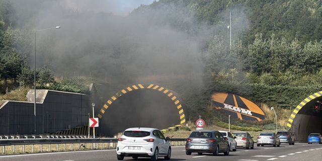 Ankara yolunu kullanacaklar dikkat! Tünelde otomobil alev alev yandı! 4 kişi dumandan etkilendi