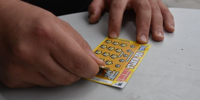 İzmir’de 20 milyon TL'lik büyük ikramiye Çiğli'ye çıktı! Duyanlar o bayiye koşuyor