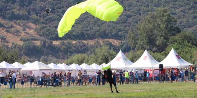 İzmir’de havacılık festivali başladı! Selçuk semaları gösterilerle renklenecek