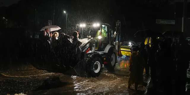Bakan Çiftçi açıkladı: İstanbul ve Kocaeli’de 6 kişi için arama çalışması