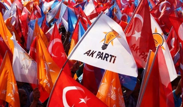AK Parti İzmir'de aday adayı bereketi! 13 ilçede, 95 aday adayı…