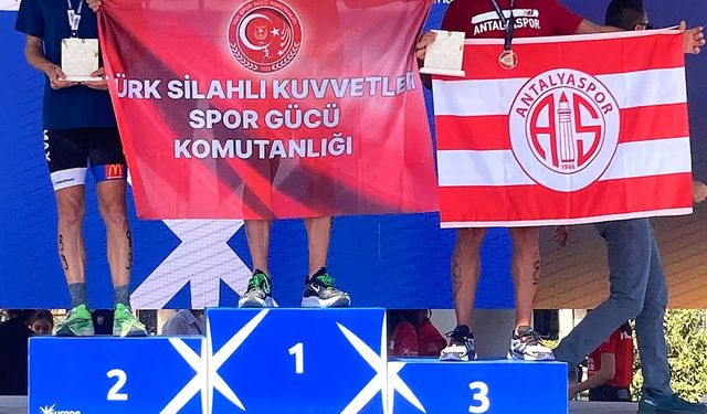 Antalyaspor Triatlon Takımı Mersin’den mutlu dönüyor